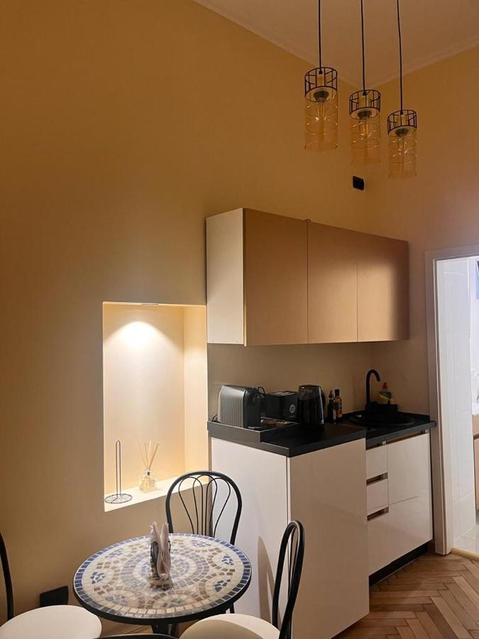Urban Central Apartments Braşov Esterno foto