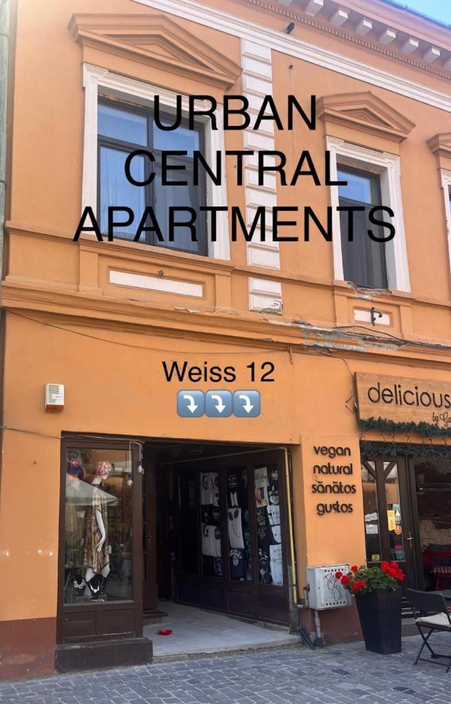 Urban Central Apartments Braşov Esterno foto